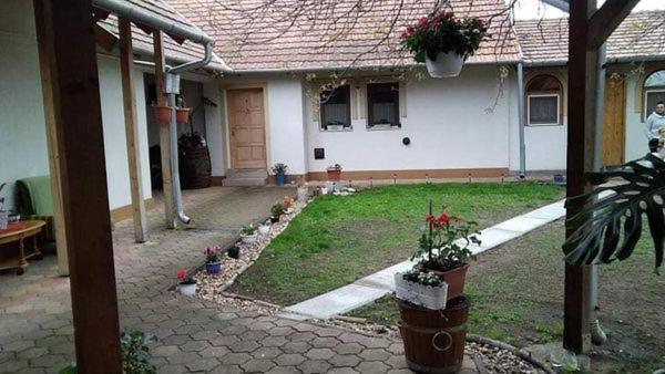 Guesthouse Kohari Egerszalók Εξωτερικό φωτογραφία