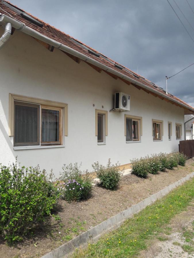 Guesthouse Kohari Egerszalók Εξωτερικό φωτογραφία
